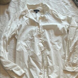 Women’s White Button-Up Shirt j crew